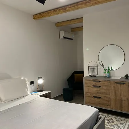 Numa Boutique House Guest house Botricello